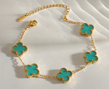 2) Brazalete trébol nacarado