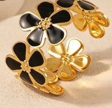 Brazalete flor de ébano